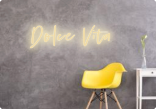 Custom text: Dolce Vita